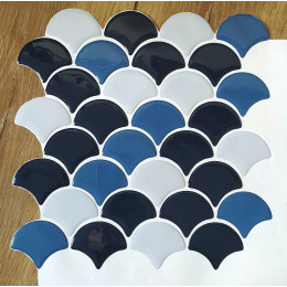 Placa de Pastilha Adesiva Resinada Escama Azul escuro, azul médio e cinza- 28,5cm x 28,5cm