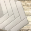 Placa de Pastilha Adesiva Resinada Espinha de Peixe Branco fundo cinza - 28,5cm x 31cm PRONTA ENTREGA - 2